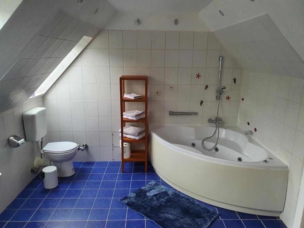 Apartment Binnenhafen Duisburg Bagian luar foto